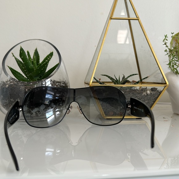 Authentic Versace Woman’s Sunglasses - Picture 8 of 8